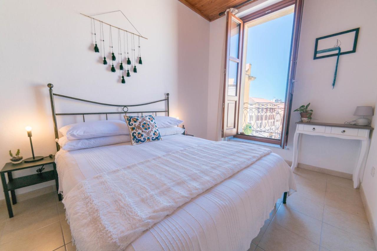 Yenne Rooms Wifi-AC Cagliari Eksteriør billede