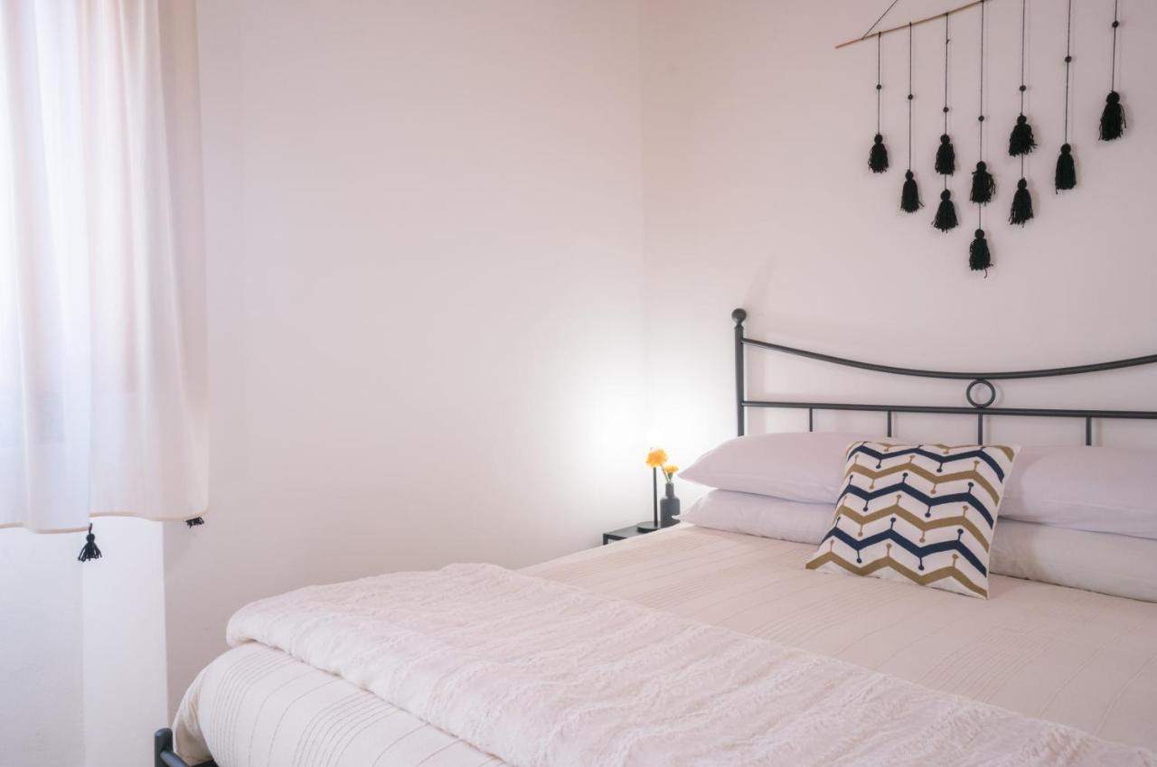 Yenne Rooms Wifi-AC Cagliari Eksteriør billede