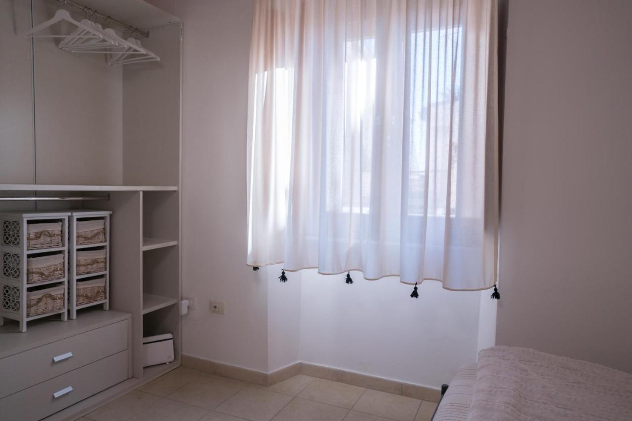 Yenne Rooms Wifi-AC Cagliari Eksteriør billede