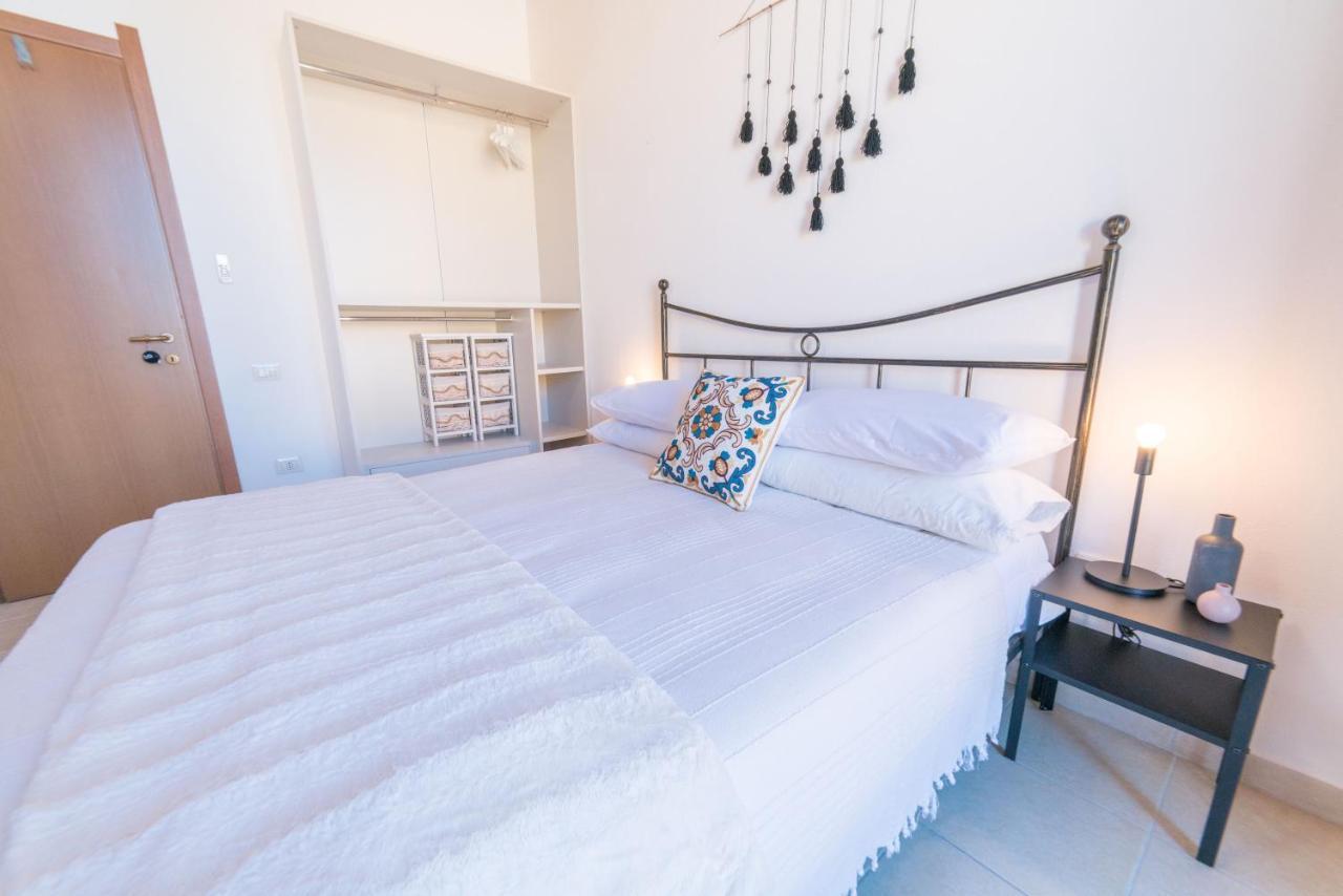 Yenne Rooms Wifi-AC Cagliari Eksteriør billede