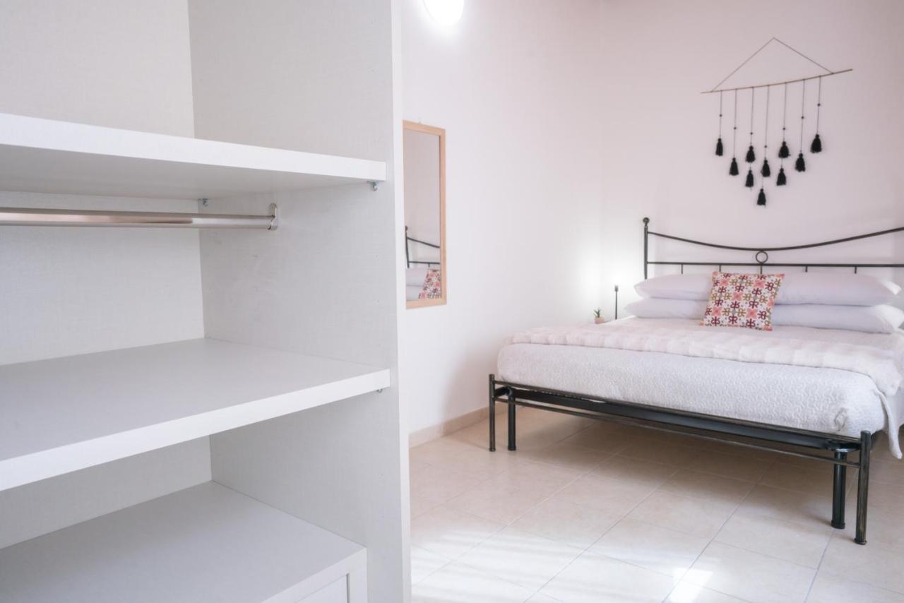 Yenne Rooms Wifi-AC Cagliari Eksteriør billede