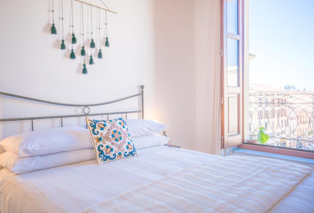 Yenne Rooms Wifi-AC Cagliari Eksteriør billede