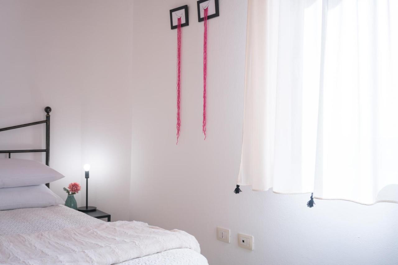 Yenne Rooms Wifi-AC Cagliari Eksteriør billede
